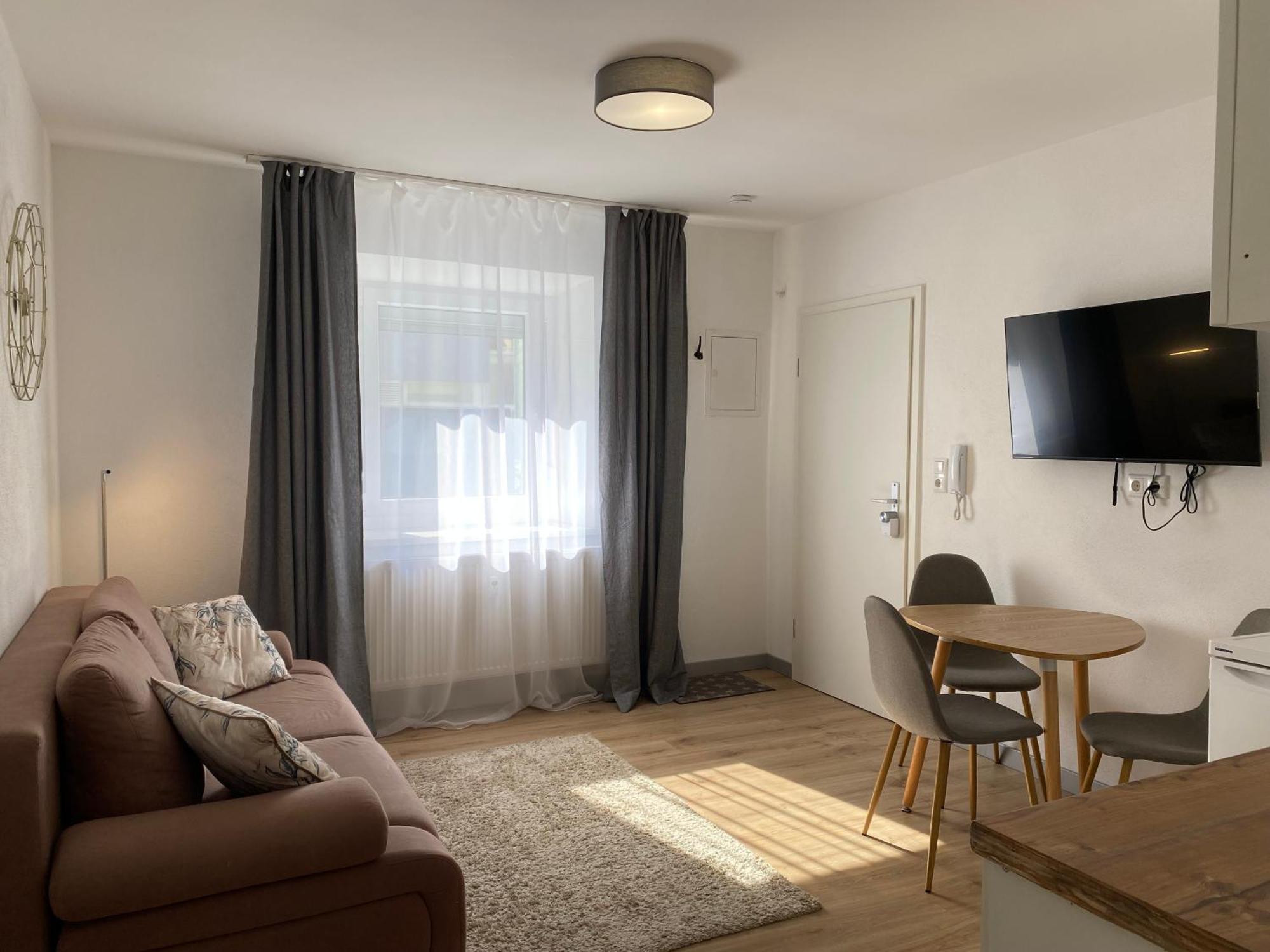 Modernes Apartment - Zentrale Lage - Kostenloses Parken 암베르그 외부 사진