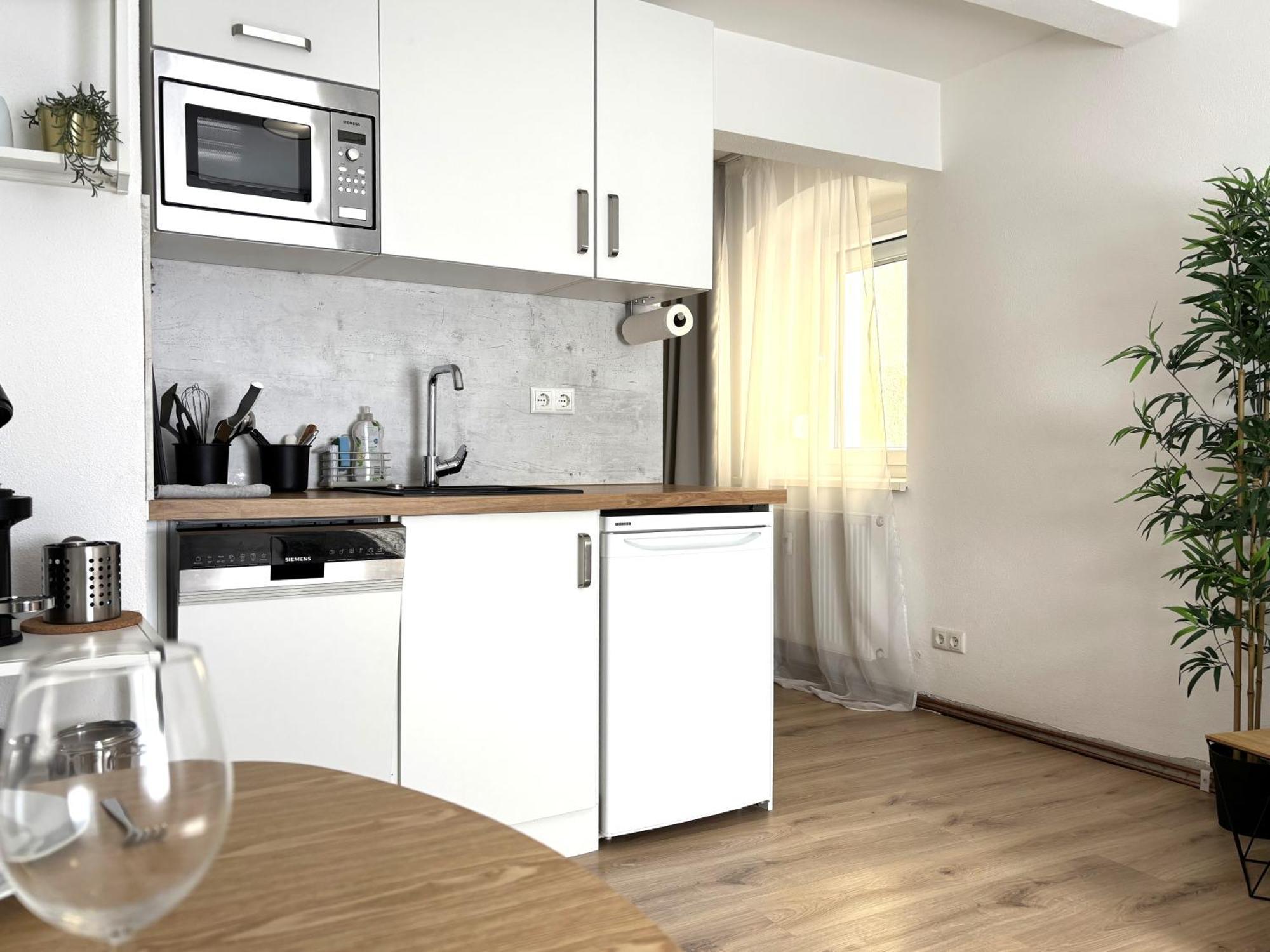 Modernes Apartment - Zentrale Lage - Kostenloses Parken 암베르그 외부 사진